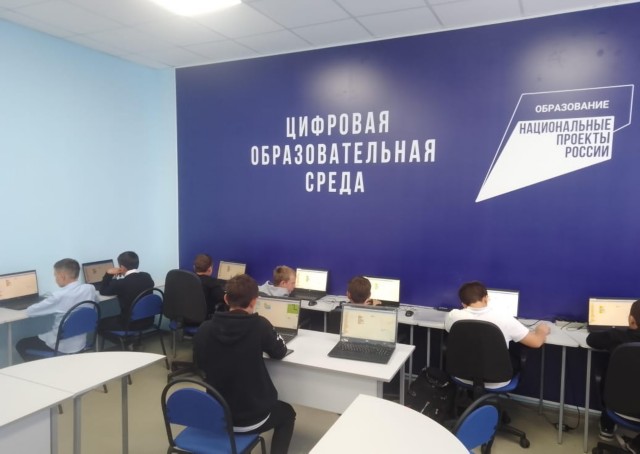 Изготовление проектной работы обучающимися по дополнительной общеобразовательной программе Проектирование в SCRATCH. Руководитель кружка Гамидова Г. Ш. Изготовление проектной работы обучающимися по дополнительной общеобразовательной программе Проектирование в SCRATCH. Руководитель кружка Гамидова Г. Ш.